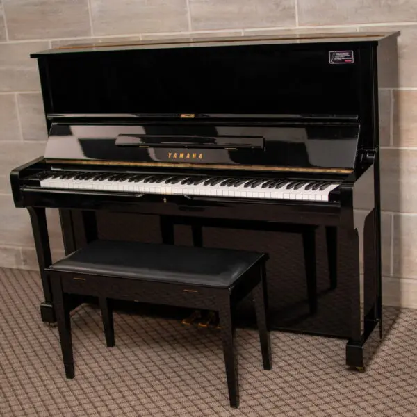 Yamaha U1