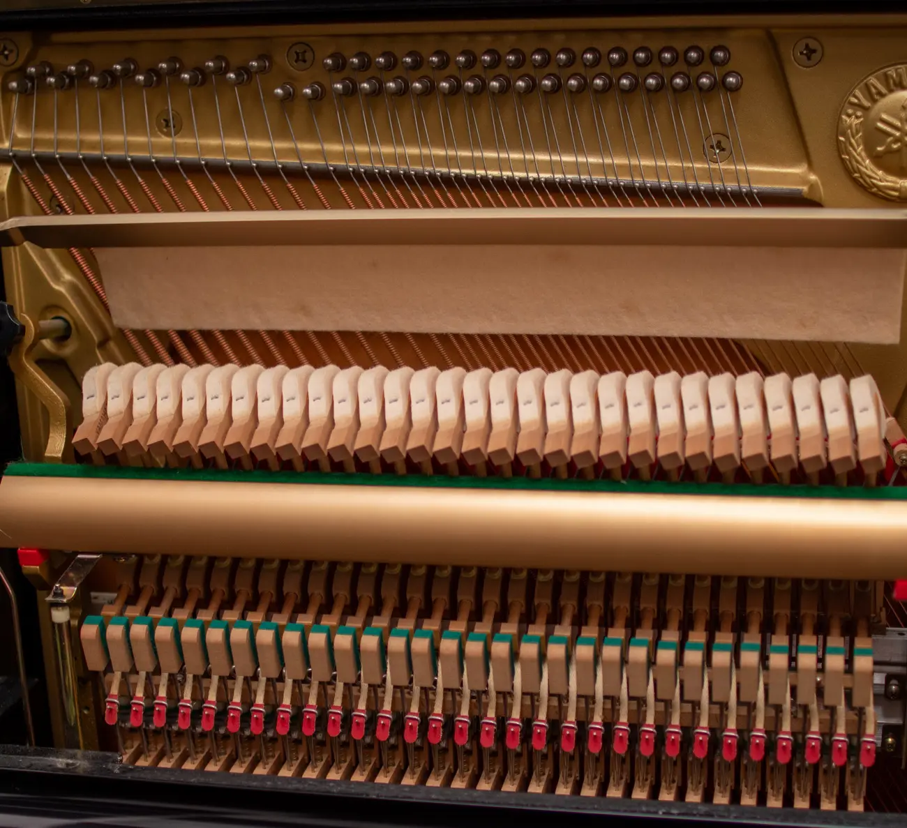 Yamaha U100